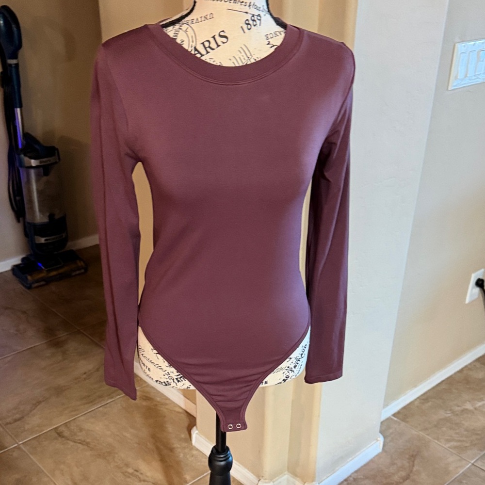 Forever 21 Long Sleeve Bodysuit - Burgundy